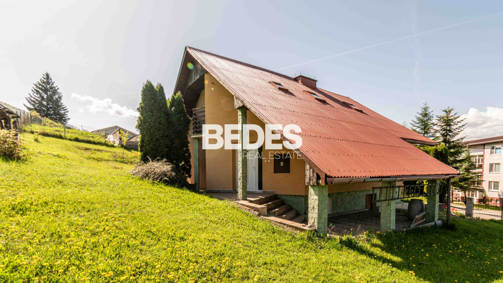 BEDES | 5 izb rodinný dom, 2 kúpeľ., pozemok 792m2, Ráztočno