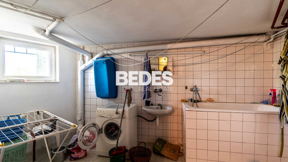 BEDES | 5 izb rodinný dom, 2 kúpeľ., pozemok 792m2, Ráztočno