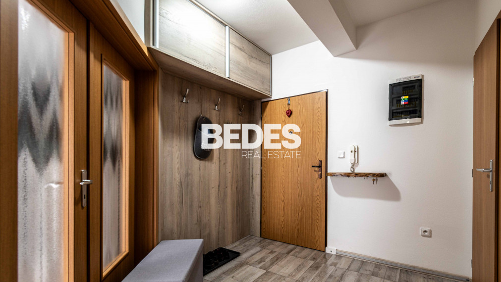 BEDES |  Prenájom moderný 2-izbový byt, Nováky