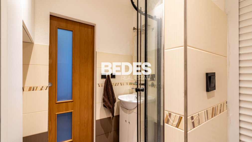 BEDES | Zariadený 1 izbový byt s balkónom po rekonštrukcii