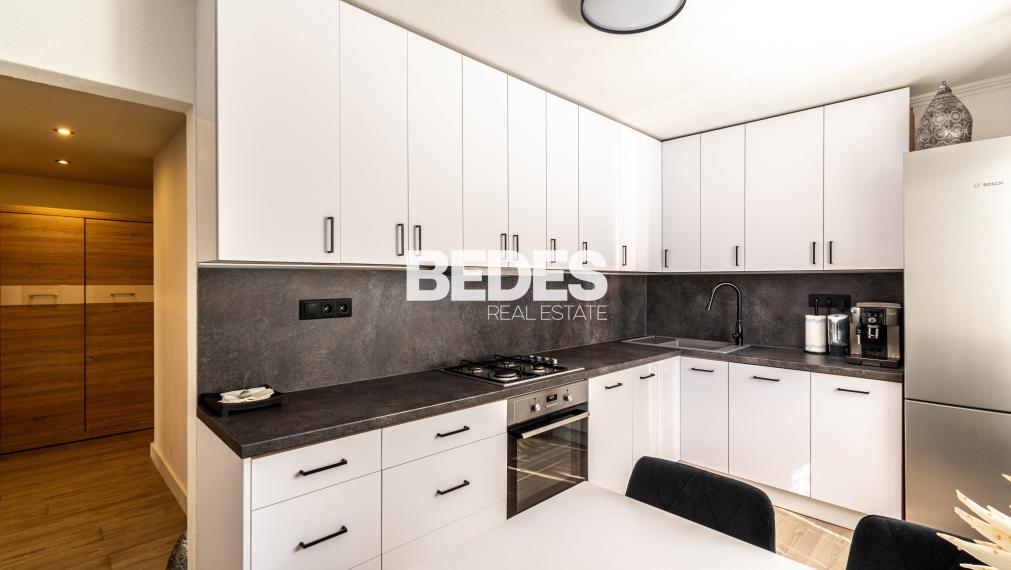 BEDES | Veľkometrážny 3 izbový byt s kompletným zariadením