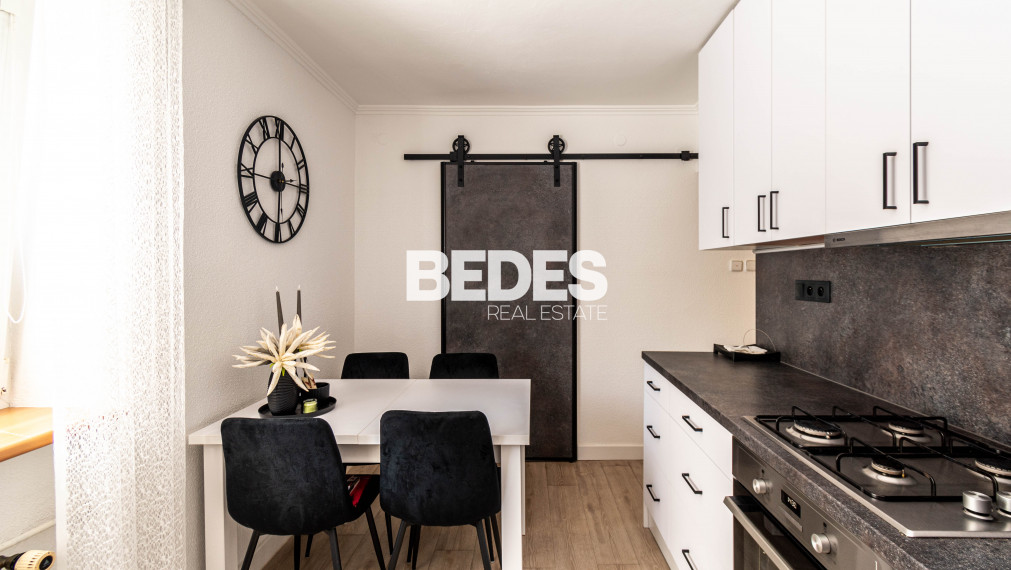 BEDES | Veľkometrážny 3 izbový byt s kompletným zariadením
