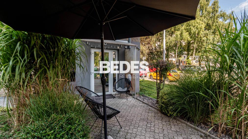 BEDES | Obchodný priestor v bytovom dome pripravený na prevádzku