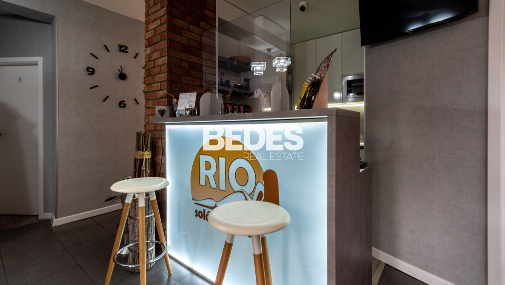 BEDES | Obchodný priestor v bytovom dome pripravený na prevádzku