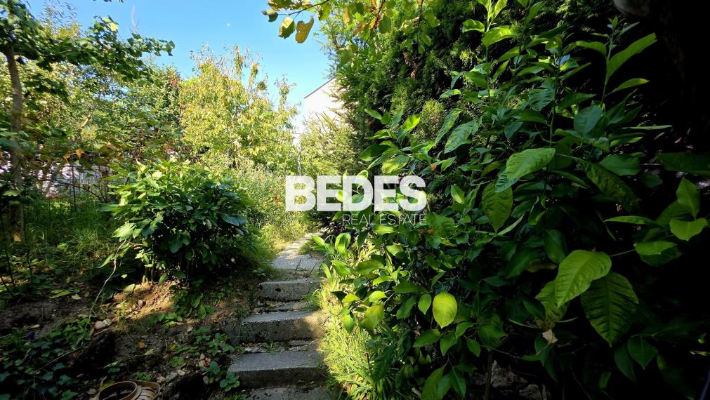 REZERVOVANÉ | 3 izbový byt, loggia, garáž, záhrada, Bojnice