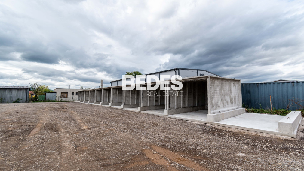 DOKONČENIE 03/2026 - Moderné garáže a skladové priestory v Prievidzi