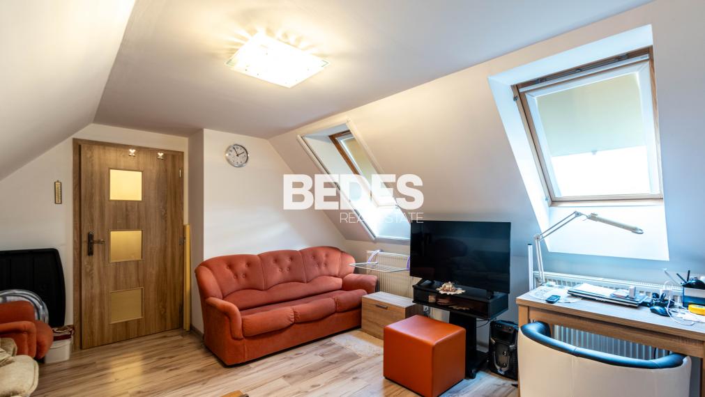 BEDES | Priestranný objekt s pozemkom 1676 m2 v Lazanoch