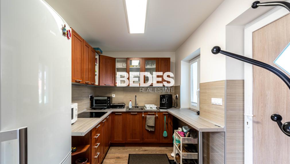 BEDES | Priestranný objekt s pozemkom 1676 m2 v Lazanoch