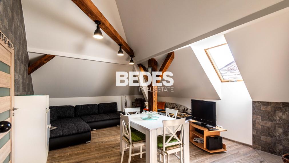 BEDES | Priestranný objekt s pozemkom 1676 m2 v Lazanoch