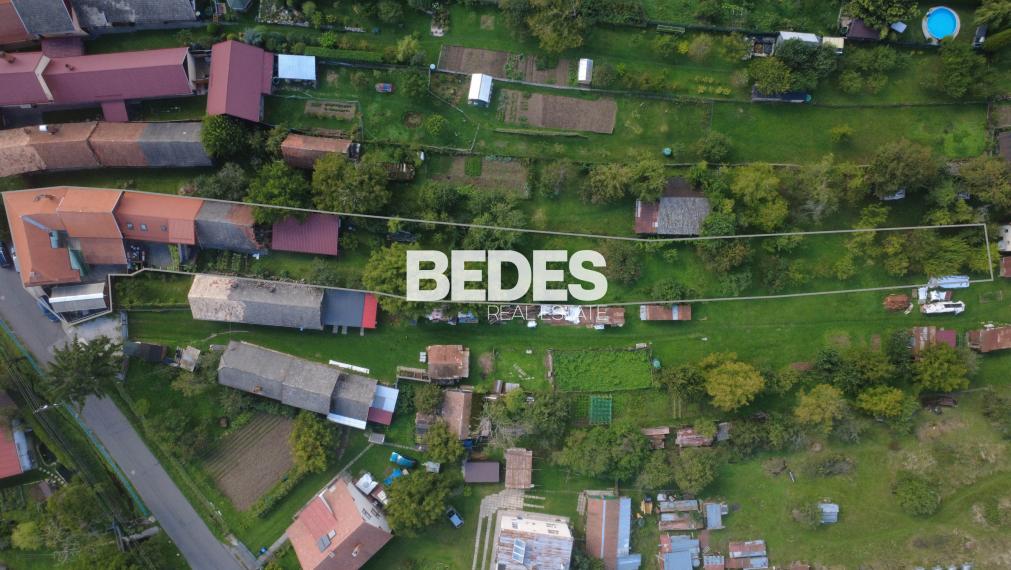 BEDES | Priestranný objekt s pozemkom 1676 m2 v Lazanoch