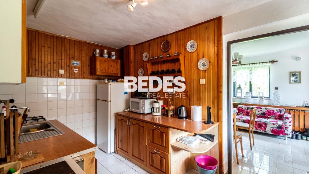 BEDES | Veľká usadlosť na samote pri lese, Valaská Belá – laz Púčkovci (7 500 m²)