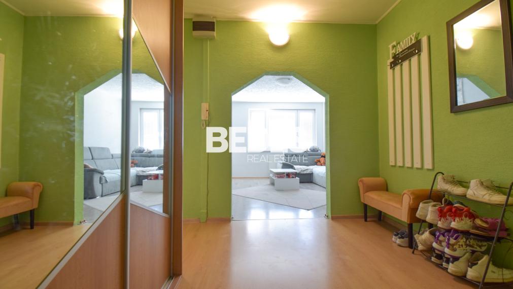 BEDES | 3 izbový byt, 72m2, 2p/7p, loggia, Okružná, Handlová