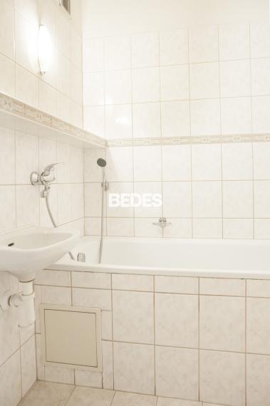 BEDES | Rekonštruovaný 2 izb. byt, 56m2, balkón, Handlová