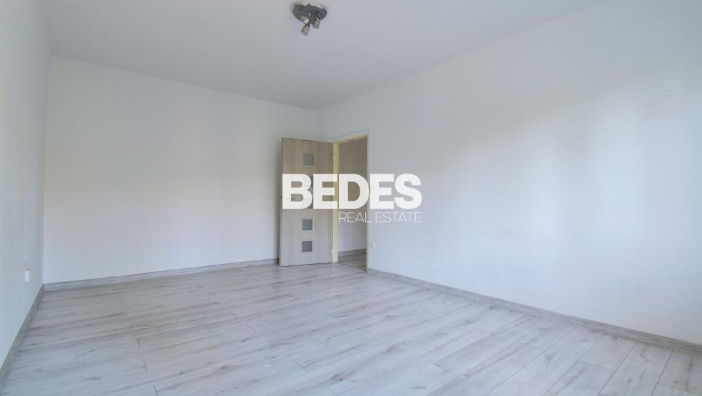 BEDES | Rekonštruovaný 2 izb. byt, 56m2, balkón, Handlová