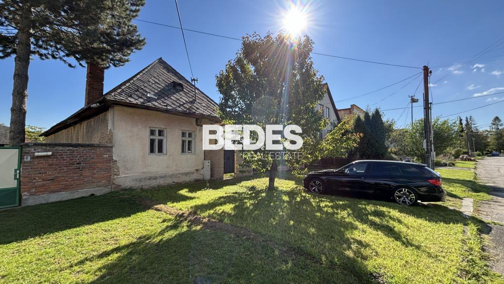 BEDES | Atraktívny pozemok vhodný na výstavbu v obci Poluvsie, 2698m2