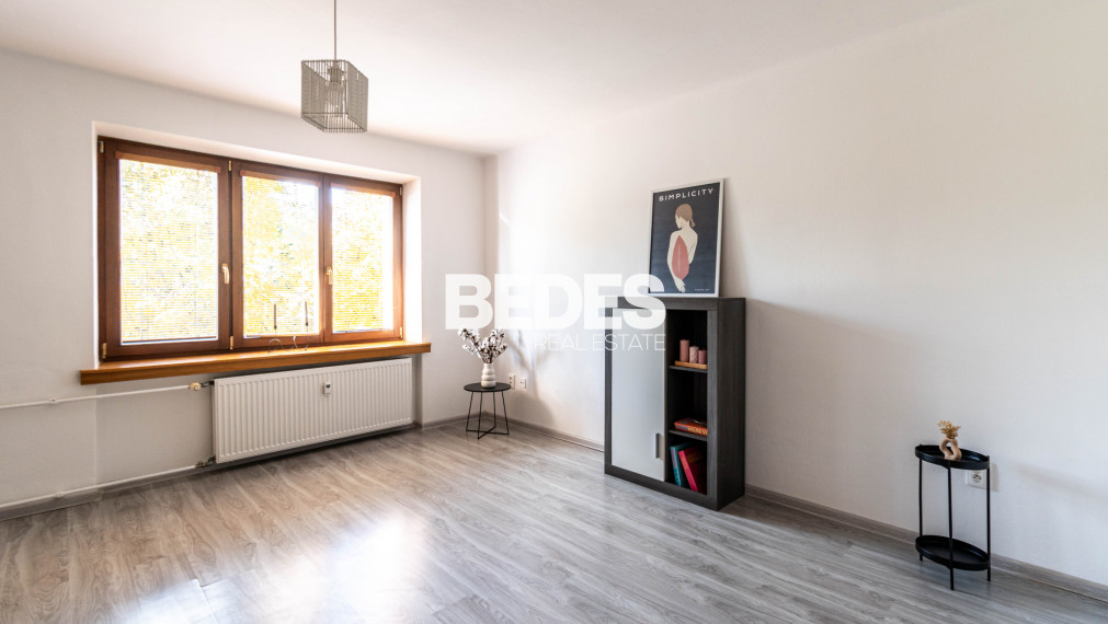 BEDES | Predaj 2-izb. bytu so samostatným kúrením, Handlová