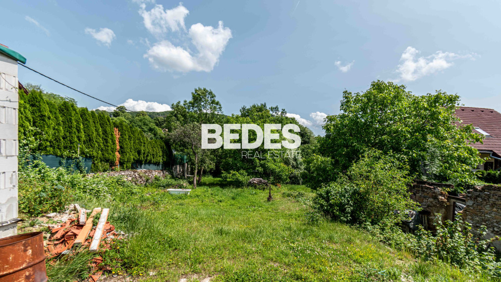 BEDES | Tradičný rodinný dom v rekonštrukcií, obec Šútovce