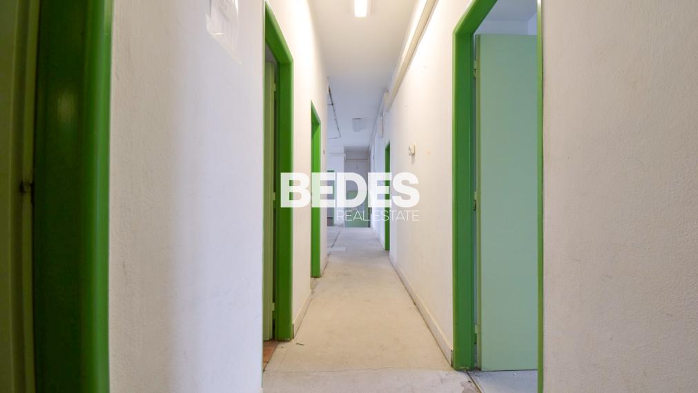 BEDES | multifunkčný priestor so skladom, parking, Prievidza