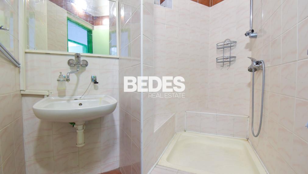 BEDES | multifunkčný priestor so skladom, parking, Prievidza