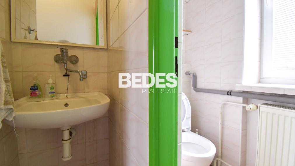 BEDES | multifunkčný priestor so skladom, parking, Prievidza