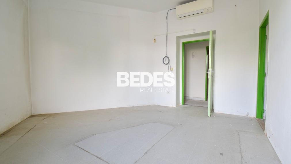 BEDES | multifunkčný priestor so skladom, parking, Prievidza