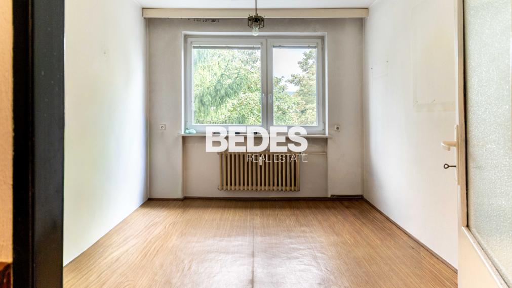 3-izbový byt na rekonštrukciu | Pred Poľom, Trenčín