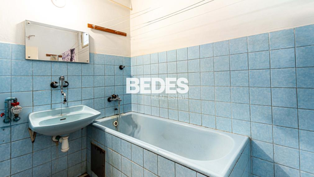 3-izbový byt na rekonštrukciu | Pred Poľom, Trenčín