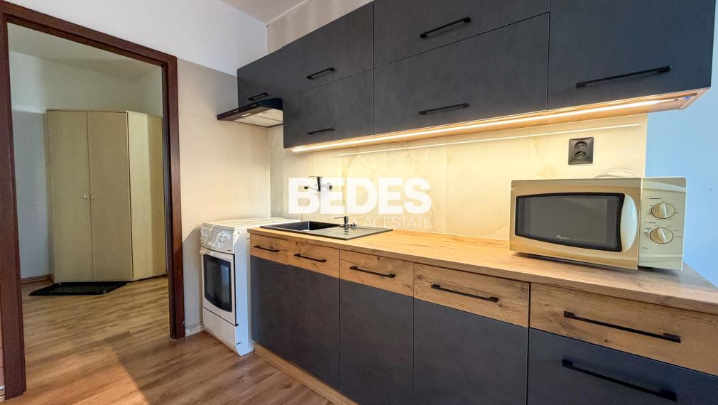 Prenájom – veľkometrážny 2izb. byt, 2x balkón, MC, Handlová