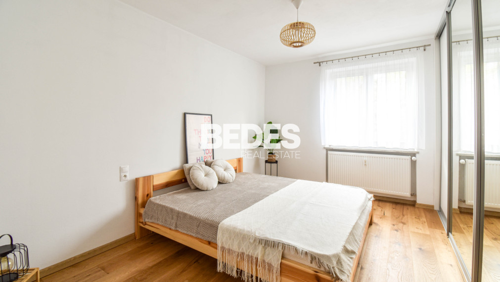 BEDES | Prenájom 2-izb. byt, moderný, zariadený, Handlová