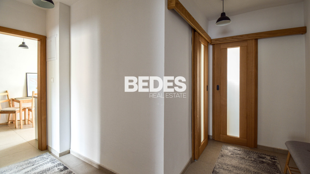 BEDES | Prenájom 2-izb. byt, moderný, zariadený, Handlová