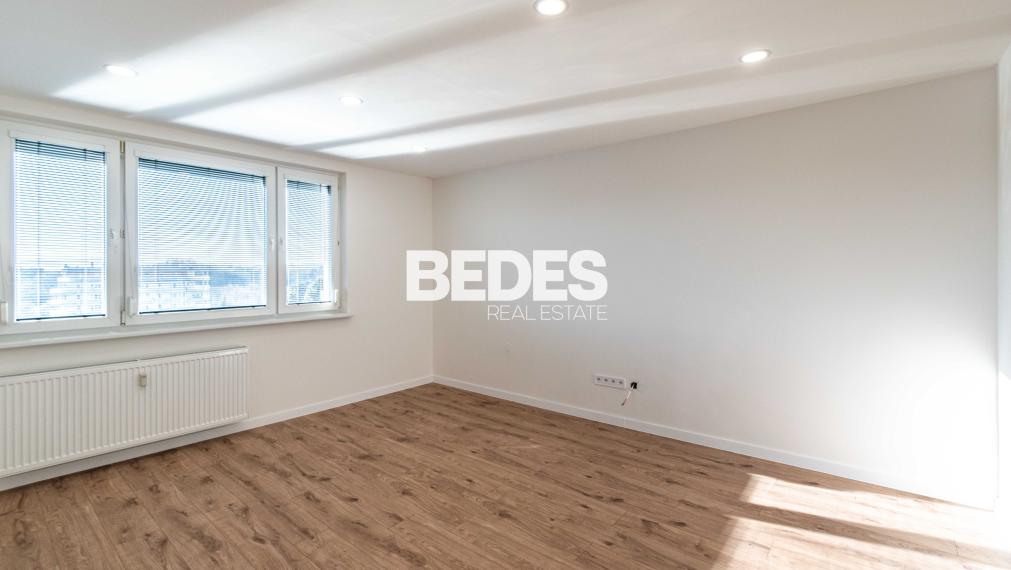 BEDES | Veľký 3-izbový byt po kompletnej, modernej rekonštrukcii
