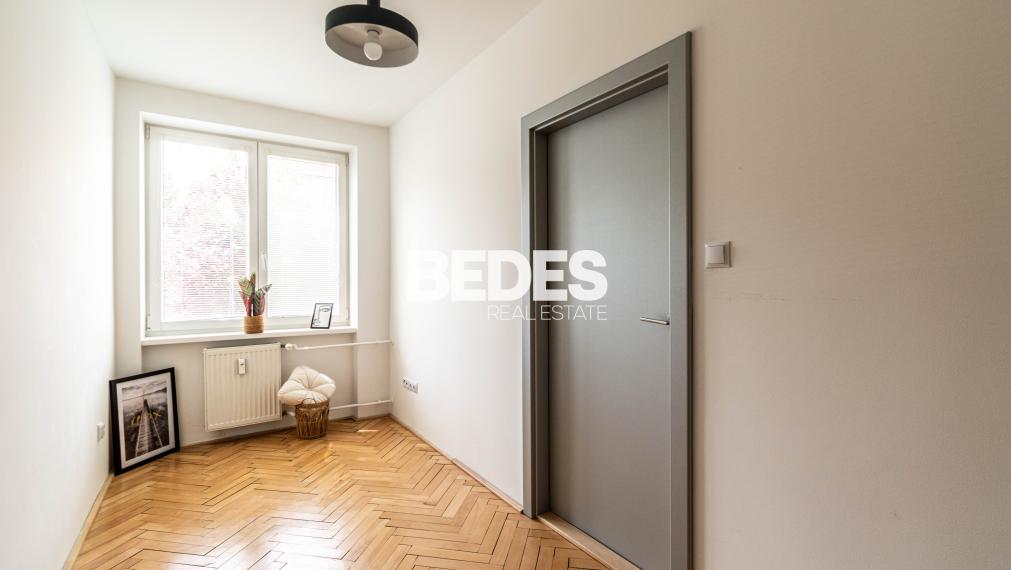 BEDES | Prenájom 2,5-izbový byt, Priama ul., Prievidza