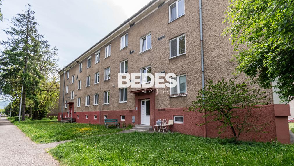 BEDES | Prenájom 2,5-izbový byt, Priama ul., Prievidza