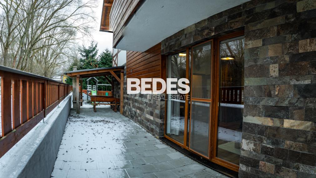 BEDES | Investičný 2i apartmán so súkromným detským ihriskom