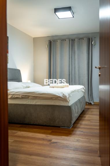 BEDES | Investičný 2i apartmán so súkromným detským ihriskom