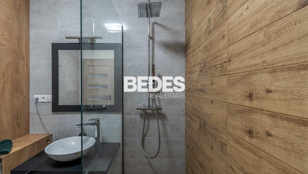 BEDES | 2 izbový byt s terasou a parkovaním, North Residence