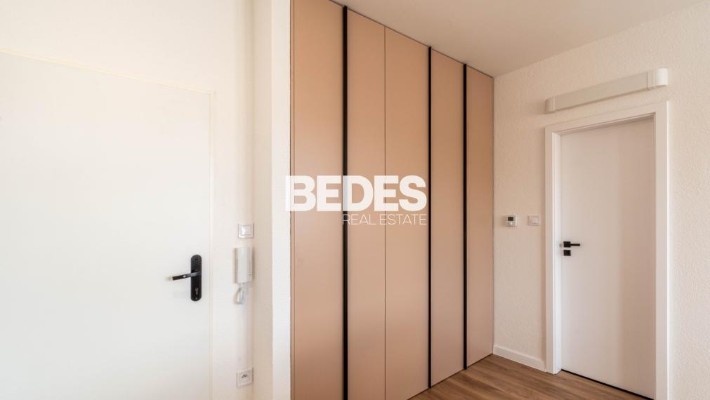 BEDES | Moderný 2 izbový byt s terasou v novostavbe, parking