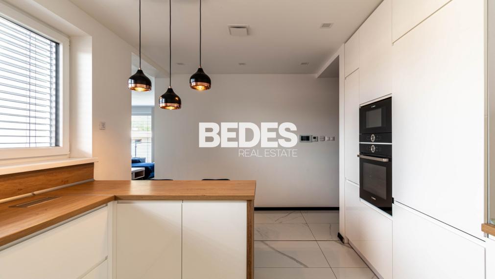 BEDES | Novostavba, 100 m2, terasa 8m2, garáž 37 m2, Bojnice