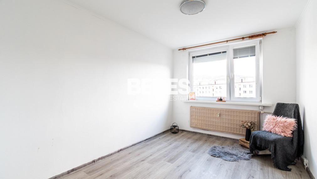 BEDES | 4-izb. byt pre rodinu, 84m²,loggia, Okružná,Handlová