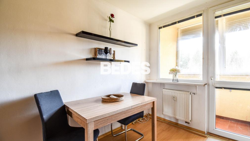 BEDES | Veľkometrážny byt, šatník, sklad, loggia, Okružná