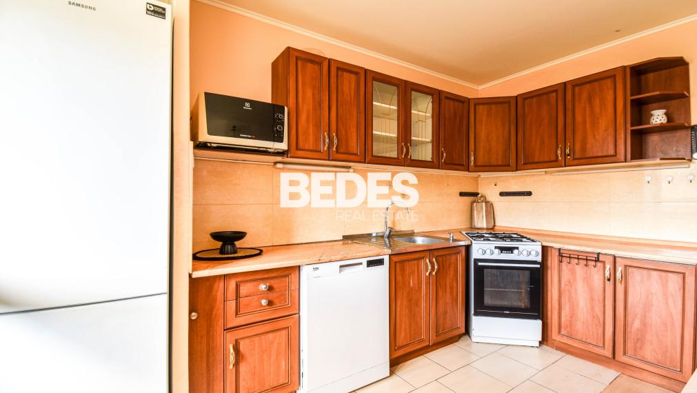BEDES | Veľkometrážny byt, šatník, sklad, loggia, Okružná