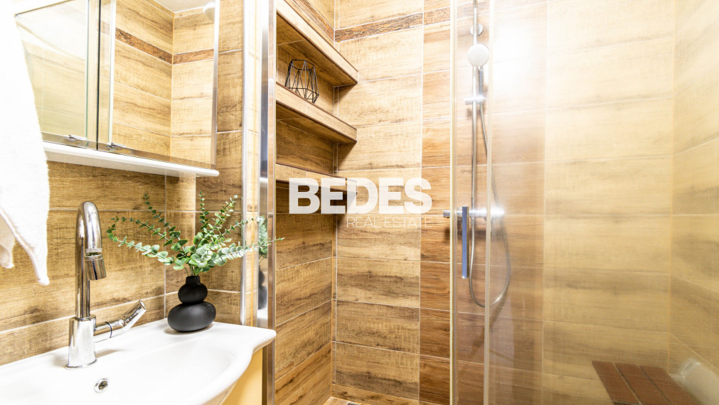 BEDES | Veľkometrážny byt, šatník, sklad, loggia, Okružná