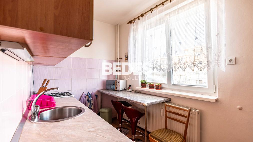 BEDES | 2 izbový byt na Starom sídlisku po čiastočnej rekonštrukcii