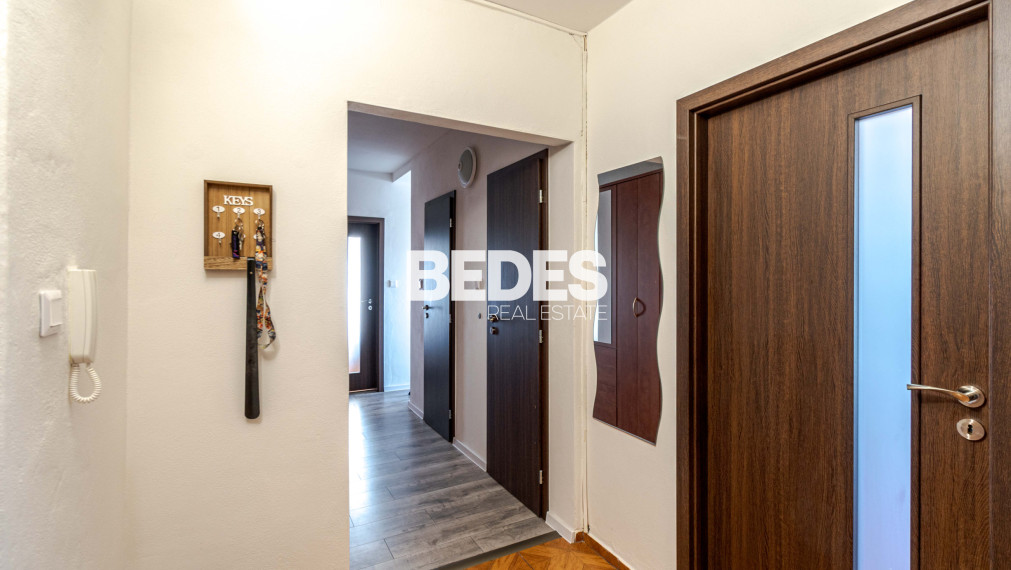 BEDES | Zariadený 3 izbový byt po rekonštrukcii, 4x loggia