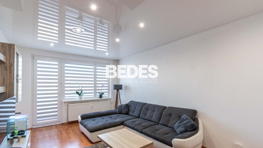 BEDES | Zariadený 3 izbový byt po rekonštrukcii, 4x loggia