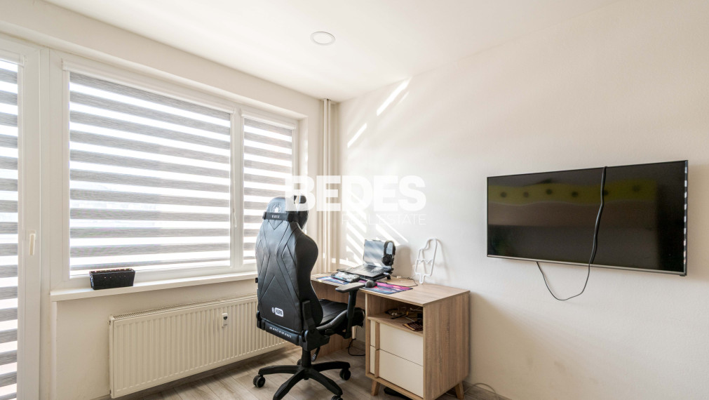 BEDES | Zariadený 3 izbový byt po rekonštrukcii, 4x loggia