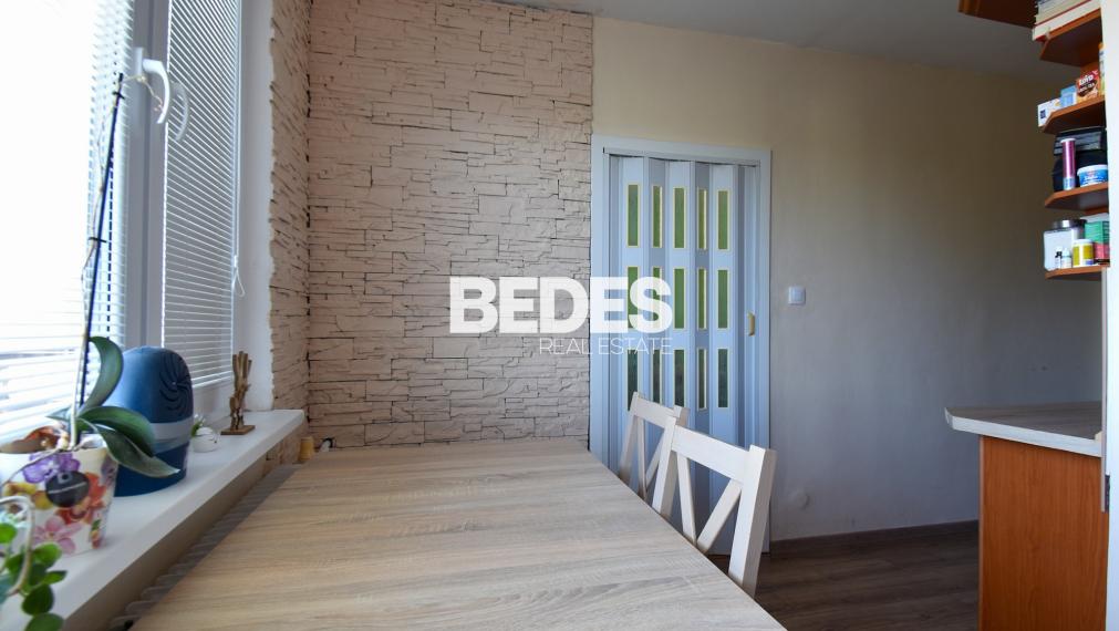 BEDES | 2izb, 64m2, 1x loggia, 1x balkón, 6/6p, Morovnianska