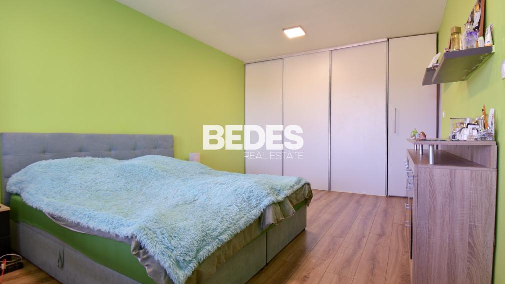 BEDES | 2izb, 64m2, 1x loggia, 1x balkón, 6/6p, Morovnianska