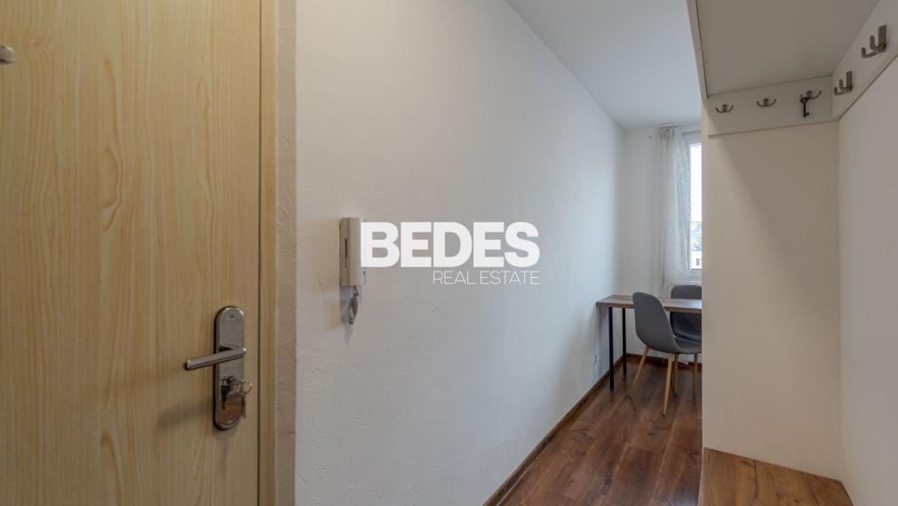 BEDES | Moderný 1.5 izbový byt s kompletným zariadením