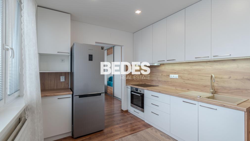 BEDES | Moderný 1.5 izbový byt s kompletným zariadením